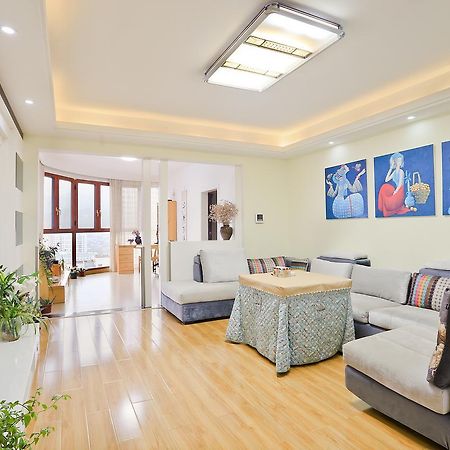Midsummer Homestay Zhangjiajie Exterior photo