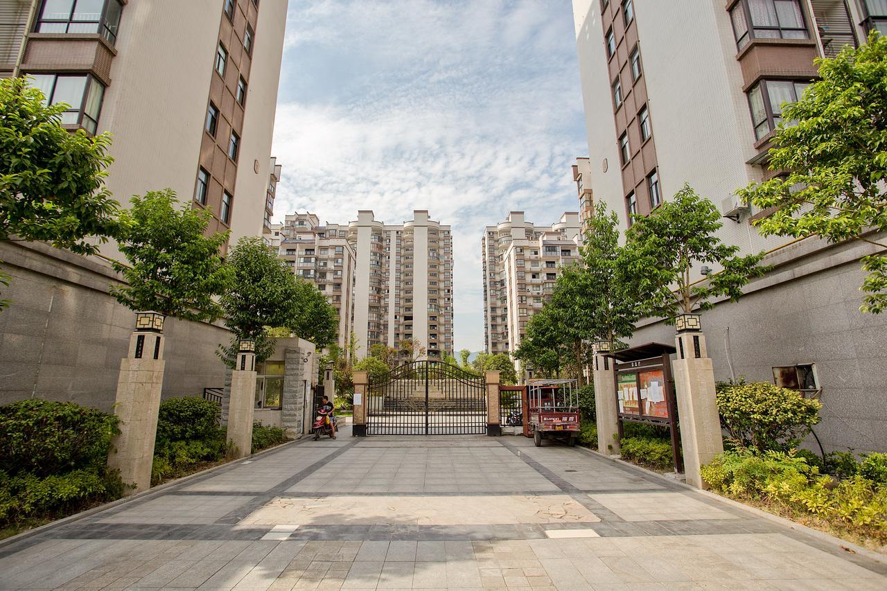 Midsummer Homestay Zhangjiajie Exterior photo